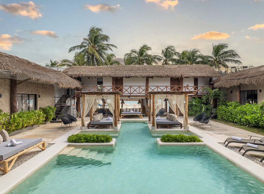 MEJOR BEACH CLUB EN PLAYA DEL CARMEN